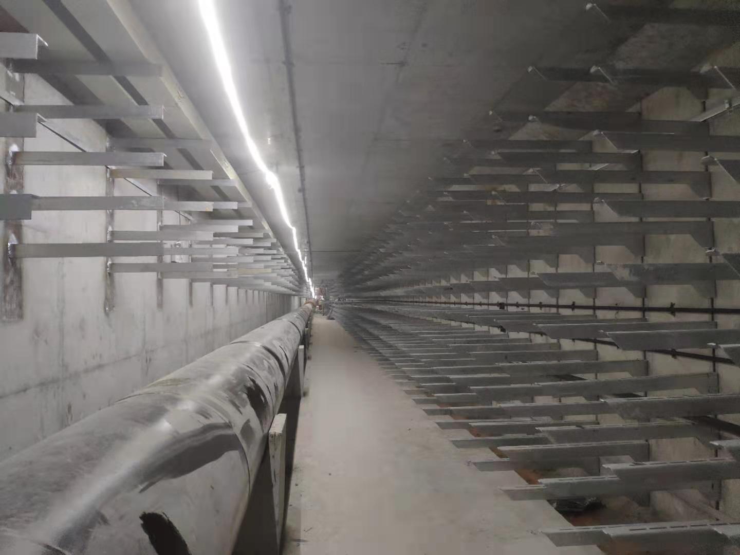 管廊托臂